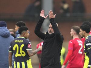 Begini Respons Guardiola Usai Diejek Chant Bakal Dipecat Lagi