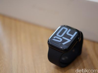 Unboxing Apple Watch Series 10 Jet Black yang Menawan