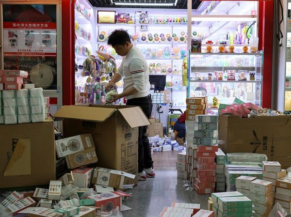 Geliat Pusat Grosir China di Tengah Kebijakan Tarif Impor Trump