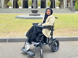 Meski Berkursi Roda, Ida Buktikan Raih Beasiswa LPDP & Lulus S2 Cumlaude di UGM