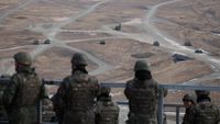 Melihat Latihan Militer Gabungan AS dan Korea Selatan