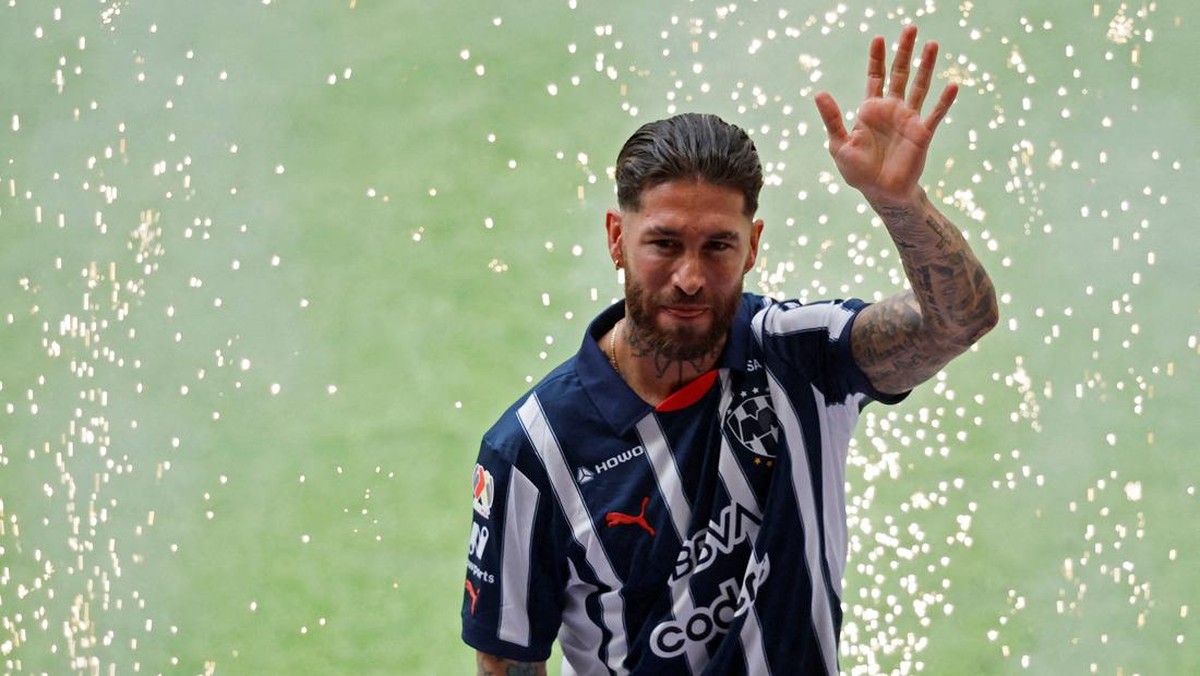 Sergio Ramos di Monterrey. Foto: REUTERS/Daniel Becerril