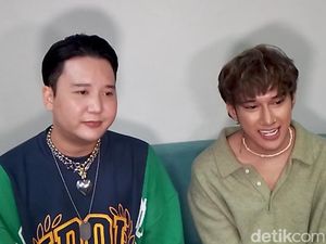 Video: Cerita Rangga dan Dicky SMASH, Dulu Rumah Sering Didatangi Fan Video: Cerita Rangga dan Dicky SMASH, Dulu Rumah Sering Didatangi Fan