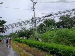 Tower Seluler di Manggarai Barat Ambruk, Jaringan Internet Terganggu Tower Seluler di Manggarai Barat Ambruk, Jaringan Internet Terganggu