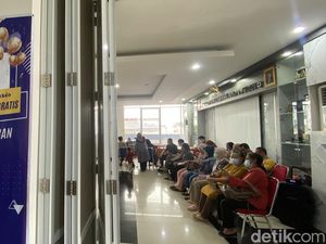 Suasana Hari Pertama Program Cek Kesehatan Gratis di Puskesmas Semarang Suasana Hari Pertama Program Cek Kesehatan Gratis di Puskesmas Semarang