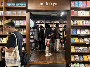 Makarya Tampil Unik, Pajang Buku Juara hingga Penulis Ternama Makarya Tampil Unik, Pajang Buku Juara hingga Penulis Ternama