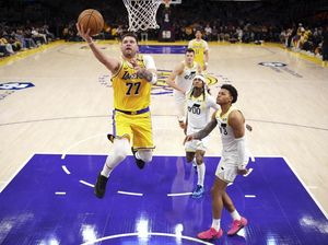 Luka Doncic Debut, Lakers Kalahkan Jazz Luka Doncic Debut, Lakers Kalahkan Jazz