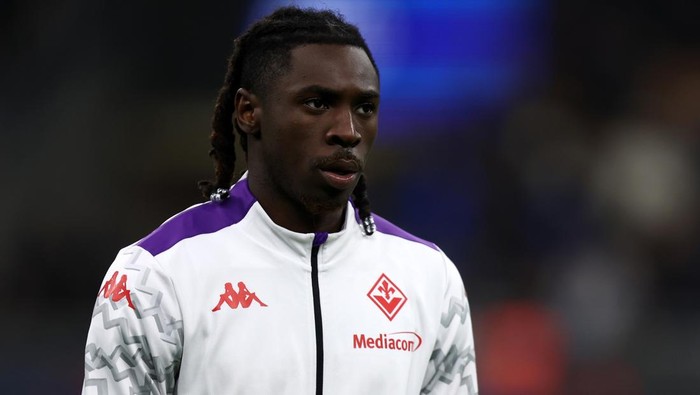 Milan, Italy - February 10: Moise Kean of Acf Fiorentina looks on during the Serie A match between FC Internazionale and Fiorentina at Giuseppe Meazza on February 10, 2025 in Milan, Italy. (Photo by sportinfoto/DeFodi Images via Getty Images)