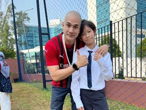 Okan Kornelius Cari Pasangan, Wajib Terima Kehadiran Putranya Okan Kornelius Cari Pasangan, Wajib Terima Kehadiran Putranya