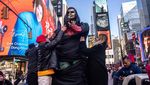 Potret Patung Cristiano Ronaldo Diresmikan di Times Square AS