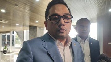 Ketua Komisi II DPR Soroti Coblosan Ulang: Money Politics Bisa Rp 5 Juta!