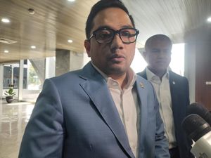 Komisi II DPR Sebut APBN Bisa Bantu Danai 24 Daerah Coblos Ulang Pilkada Komisi II DPR Sebut APBN Bisa Bantu Danai 24 Daerah Coblos Ulang Pilkada