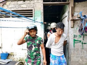 Pria di Maluku Tewas Ditikam Pemotor Mabuk gegara Tegur Pelaku Lawan Arus Pria di Maluku Tewas Ditikam Pemotor Mabuk gegara Tegur Pelaku Lawan Arus