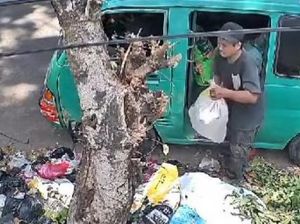 Jadi Bintang Media Sosial gegara Buang 15 Penumpang Jadi Bintang Media Sosial gegara Buang 15 Penumpang