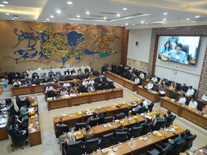 Baleg DPR Gelar Rapat Pleno Revisi UU Minerba Hari Ini Baleg DPR Gelar Rapat Pleno Revisi UU Minerba Hari Ini