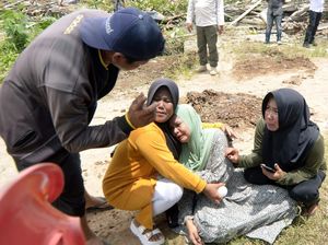 Isak Tangis Iringi Eksekusi Lahan di Pemerintah Provinsi Lampung