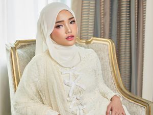 7 Gaya Fuji Jadi Model Baju Lebaran 2025, Tampil Anggun Berhijab