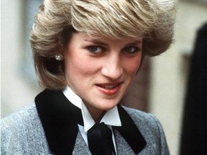 30 Tahun Kematian Putri Diana Jadi Ajang Perang Pangeran William-Harry 30 Tahun Kematian Putri Diana Jadi Ajang Perang Pangeran William-Harry
