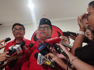Hasto Bakal Lapor Megawati soal Utusan PDIP ke HUT Gerindra