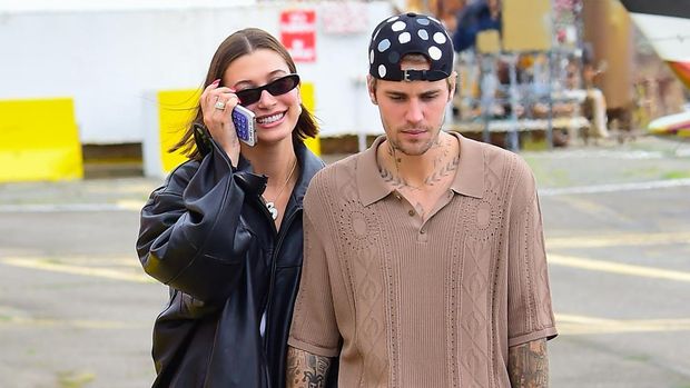  Hailey Bieber and Justin Bieber are seen on August 29, 2023 in New York City. (Photo by Raymond Hall/GC Images )