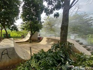 Potret Skate Park di Taman Hutan Kota Batu Sepi