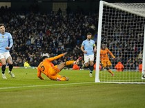 Pep Guardiola Soroti Mudahnya Man City Kolaps Musim Ini