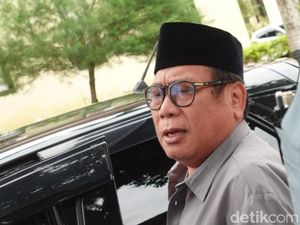 Eks Bupati Lombok Tengah-Cawagub NTB Suhaili Jadi Tersangka! Eks Bupati Lombok Tengah-Cawagub NTB Suhaili Jadi Tersangka!
