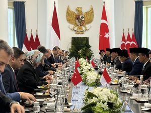 Prabowo Hormati Kedatangan Erdogan: Harusnya Saya Lebih Dulu ke Turkiye Prabowo Hormati Kedatangan Erdogan: Harusnya Saya Lebih Dulu ke Turkiye