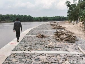 Polda Jatim Panggil Sejumlah Pihak Terkait Proyek Rp 40 M Ambruk di Bojonegoro Polda Jatim Panggil Sejumlah Pihak Terkait Proyek Rp 40 M Ambruk di Bojonegoro