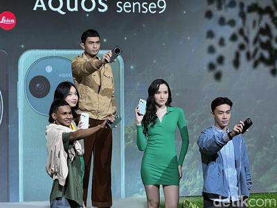 Lebih Dekat dengan Sharp Aquos R9 Pro