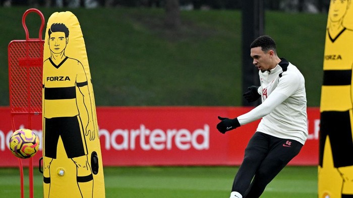 KIRKBY, ENGLAND - FEBRUARY 11: (THE SUN OUT, THE SUN ON SUNDAY OUT) Trent Alexander-Arnold of Liverpool during a training session at AXA Training Centre on February 11, 2025 in Kirkby, England.  (Photo by Nick Taylor/Liverpool FC/Liverpool FC via Getty Images)