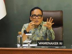 Wamenaker Akan Negosiasi dengan Aplikator Usahakan THR untuk Ojol