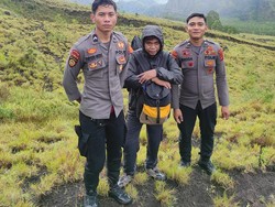 Gara-gara Kabut Tebal, Wisatawan Nyasar di Kaki Gunung Inerie