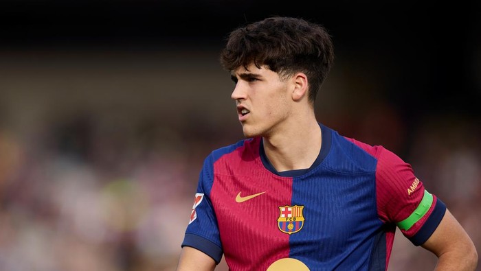 BARCELONA, SPAIN - FEBRUARY 02: Pau Cubarsi of FC Barcelona looks on during the LaLiga EA Sports match between FC Barcelona and Deportivo Alaves at Estadi Olimpic Lluis Companys on February 2, 2025, in Barcelona, Spain. (Photo By Ricardo Larreina/Europa Press via Getty Images)
