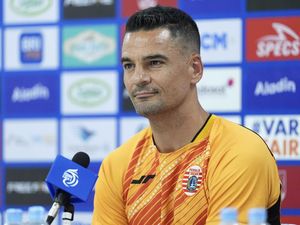 Posisi Terancam, Carlos Pena Fokus Bawa Persija Finis 4 Besar Posisi Terancam, Carlos Pena Fokus Bawa Persija Finis 4 Besar