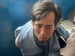 Polisi Tangkap Copet di Acara Cap Go Meh Bogor, 3 Ponsel Curian Diamankan