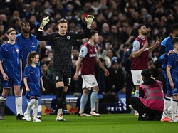 Sanchez Blunder Terus, Jorgensen Kini Kiper Utama Chelsea