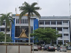 Unri Rumahkan 76 Pegawai Honorer, Ini Alasannya