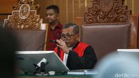 Hakim Tolak Permohonan Praperadilan Sekjen PDIP Hasto Kristiyanto
