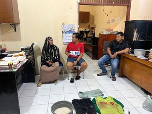 Wanita di Bone Bunuh Teman demi Curi Emas Korban, Pelaku Ditangkap Wanita di Bone Bunuh Teman demi Curi Emas Korban, Pelaku Ditangkap