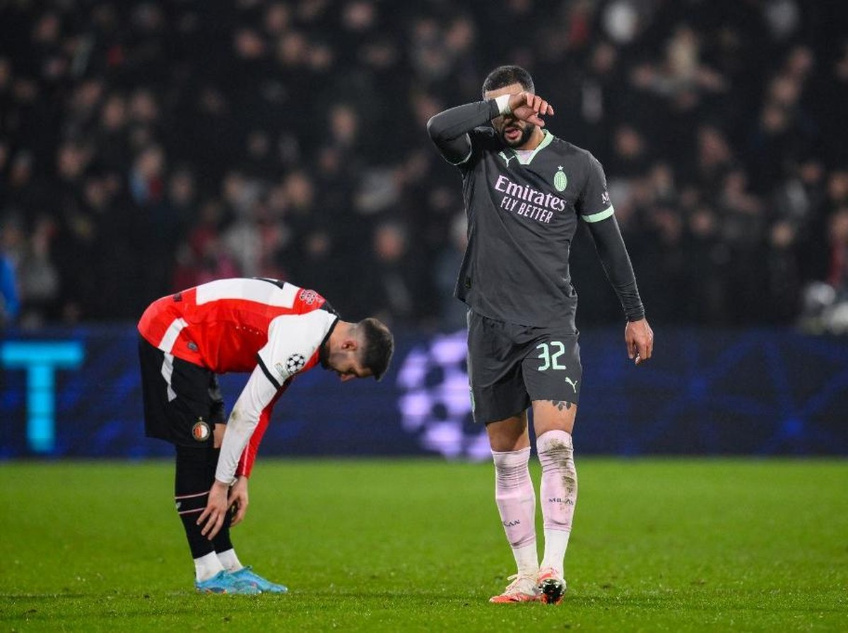 Kyle Walker menegaskan AC Milan tak berlama-lama terpuruk usai takluk dari Feyenooerd. (Foto: AFP/JOHN THYS)