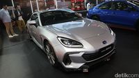 Melihat Armada Subaru di IIMS 2025