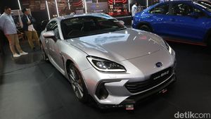 Melihat Armada Subaru di IIMS 2025