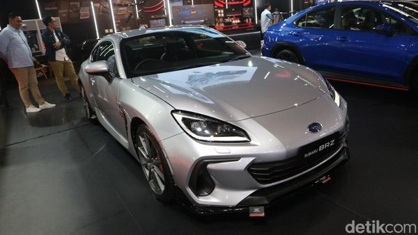 Melihat Armada Subaru di IIMS 2025