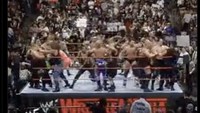 Satu lagi meme yang mengibaratkan panasnya derby Merseyside di Goodison Park tidak ubahnya di arena WWE. Foto: dok. Internet/X (Twitter)