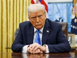 Video AS Kirim Senjata ke Israel, Trump: Perdamaian dengan Kekuatan