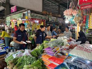 Satgas Pangan Polres Gresik Sidak Pasar Jelang Ramadan, Ini Hasilnya