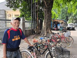 Semangat Hidup Sulaiman, Sulap Rongsok Jadi Keberkahan di Hari Tua