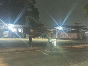 Pemotor Tewas di Jalan Raya Parung Bogor Usai Jatuh Akibat Jalan Berlubang