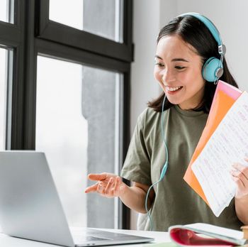 Tutor dan Kursus Online tentang AI/ Foto: Freepik.com
